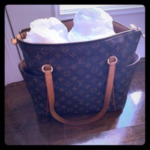 Louis Vuitton Totally MM bag
